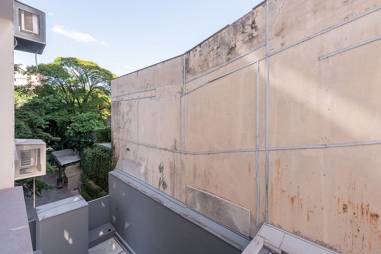 Studio Pecan na Carlos Gomes com infra