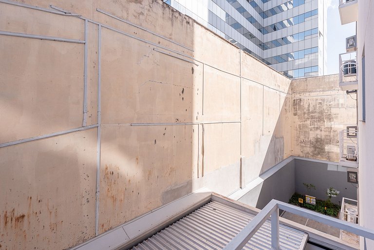 Studio Pecan na Carlos Gomes com infra