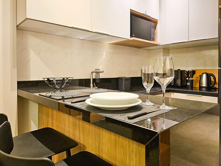 Studio Miami c/ garagem ao lado Planeta Atlântida