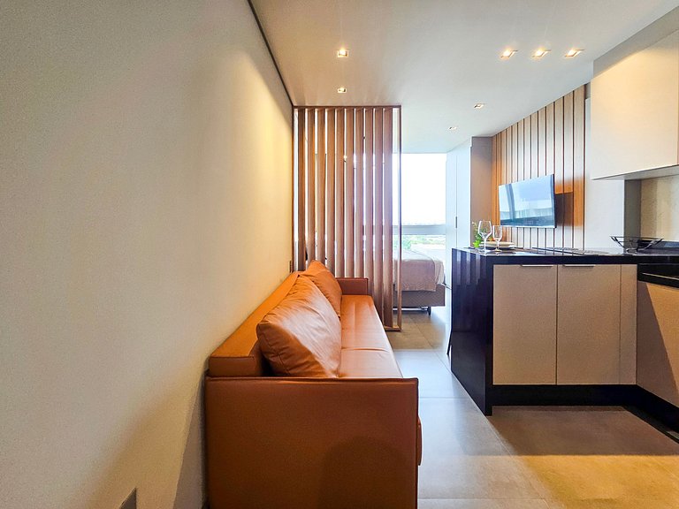 Miami Studio w/ Parking next to Planeta Atlântida