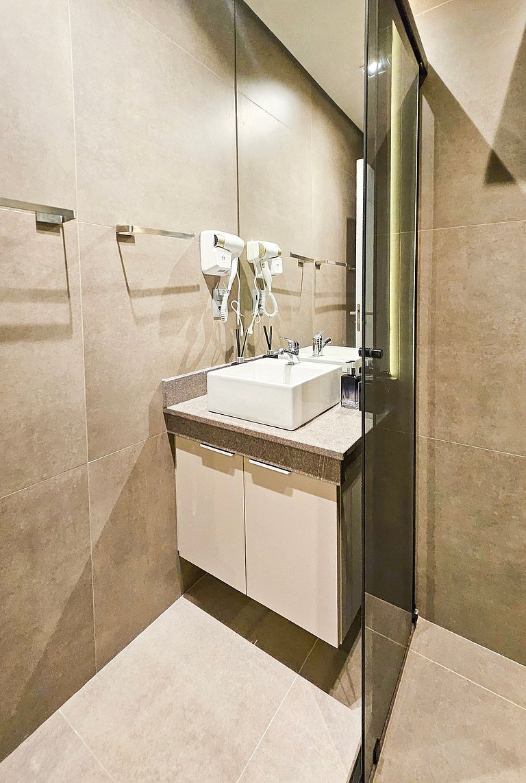 Studio Miami c/ cochera al lado de Planeta Atlántida