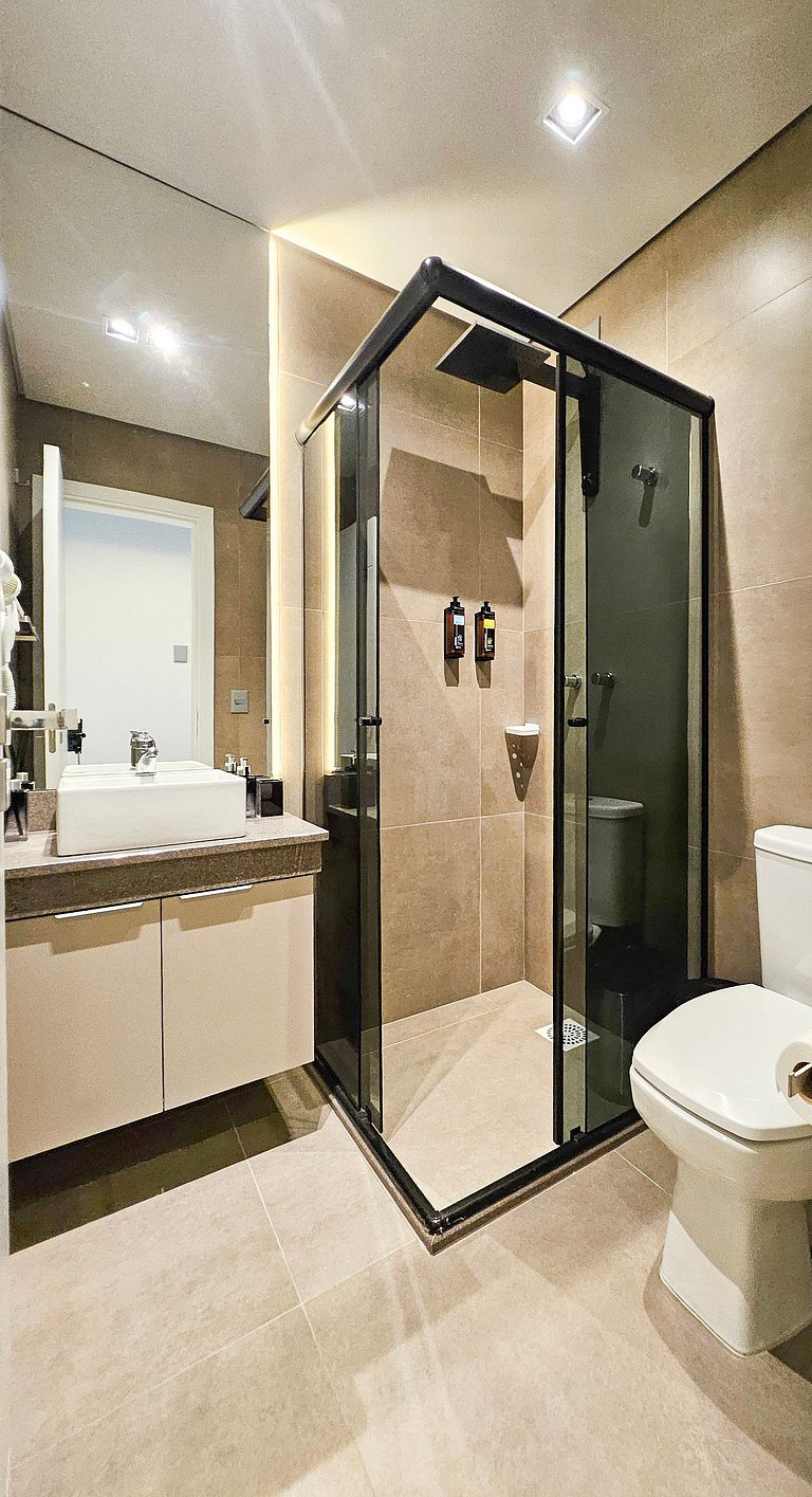 Studio Miami c/ garagem ao lado Planeta Atlântida