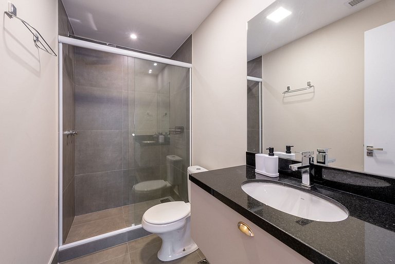 Apto Toledo c/ infra completa e garagem