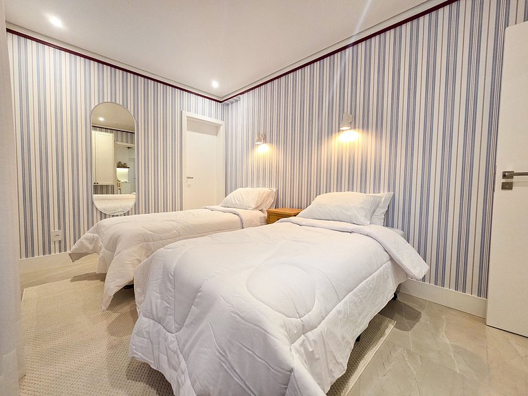 Apto Hampton 200 m da Praia Brava