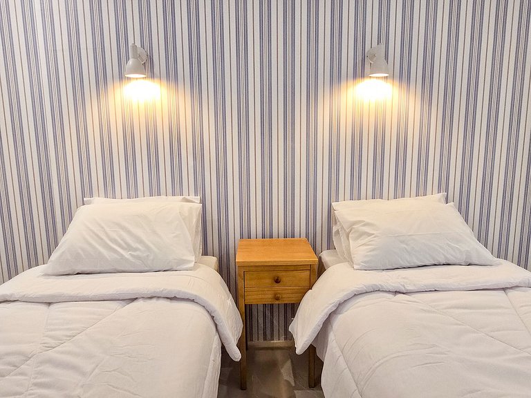 Apto Hampton 200 m da Praia Brava