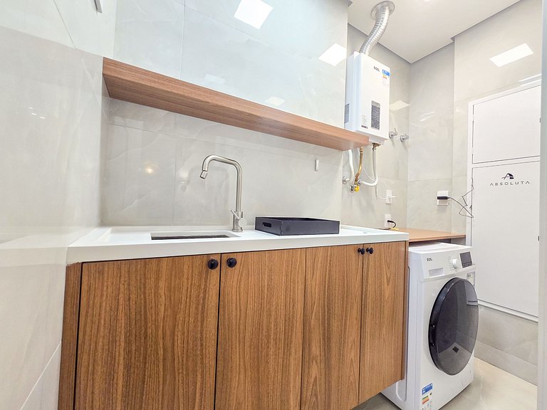 Apto Hampton 200 m da Praia Brava