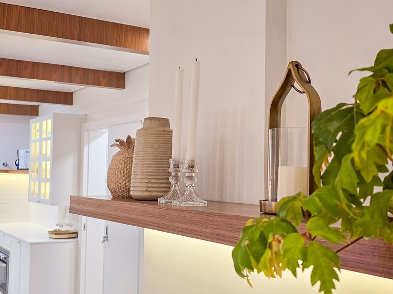 Apto Hampton 200 m da Praia Brava