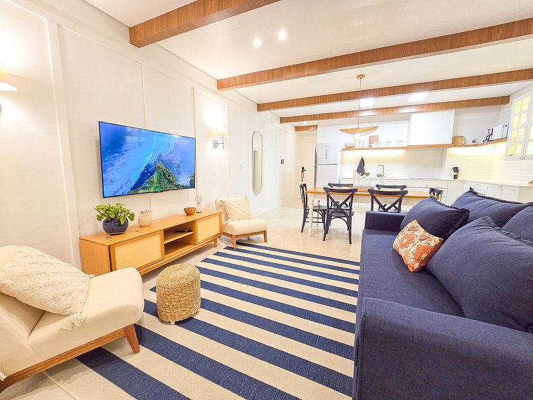 Apto Hampton 200 m da Praia Brava