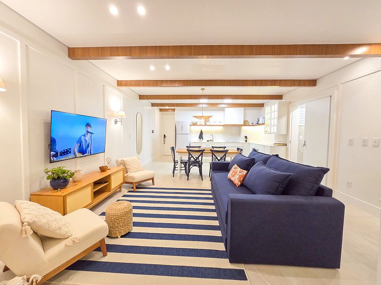 Apto Hampton 200 m da Praia Brava