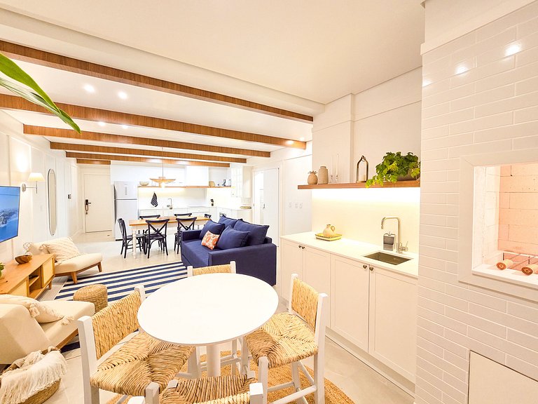 Apto Hampton 200 m da Praia Brava