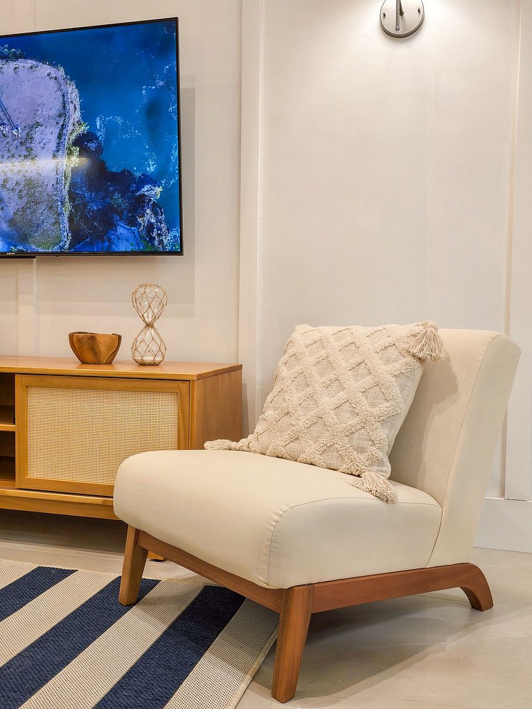 Apto Hampton 200 m da Praia Brava