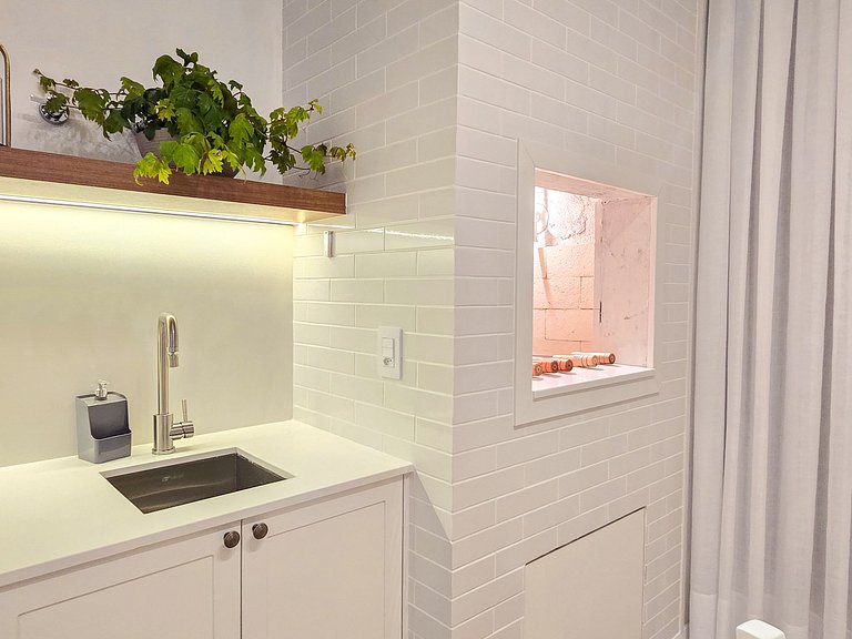 Apto Hampton 200 m da Praia Brava