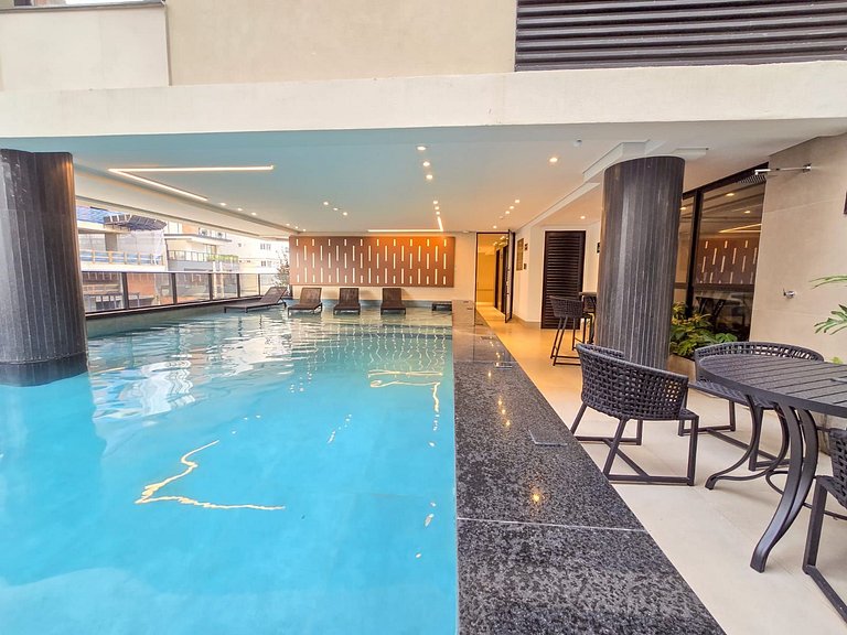 Apto Hampton 200 m da Praia Brava