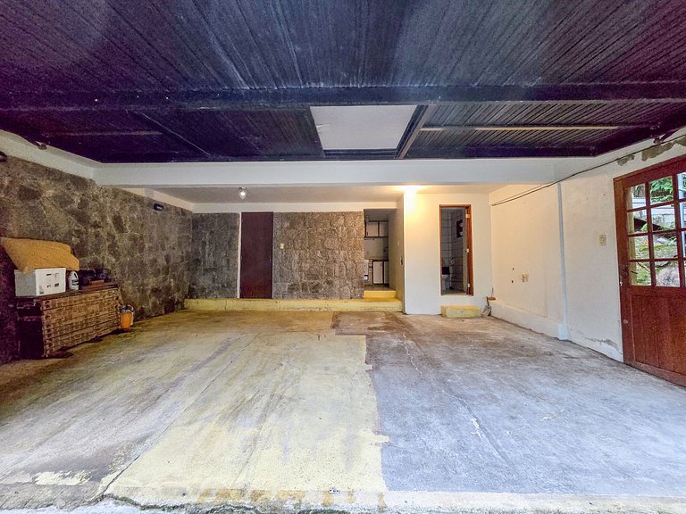 Vista de Sambaqui | Your Home with Ocean Views