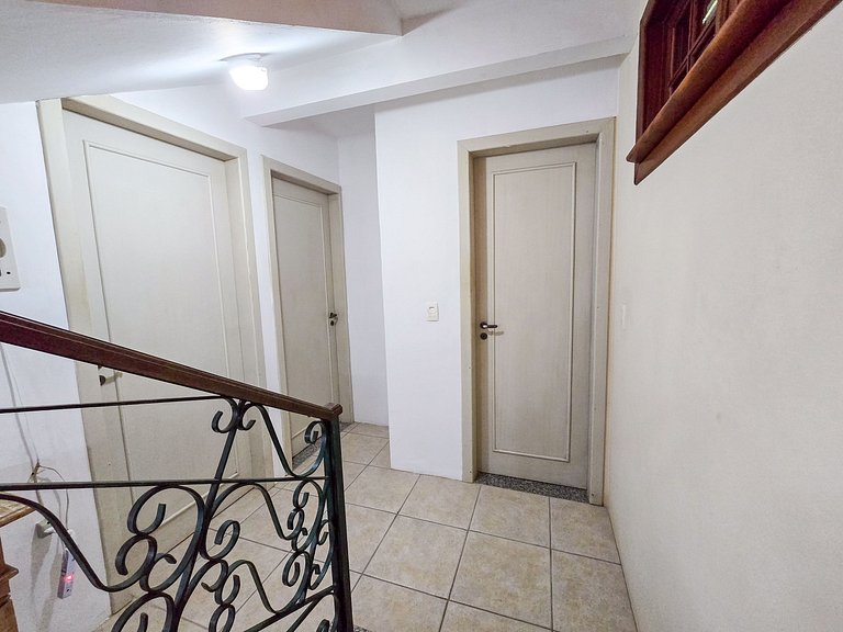 Vista de Sambaqui | Your Home with Ocean Views