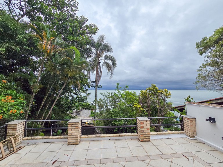Vista de Sambaqui | Sua Casa com Vista para o Mar