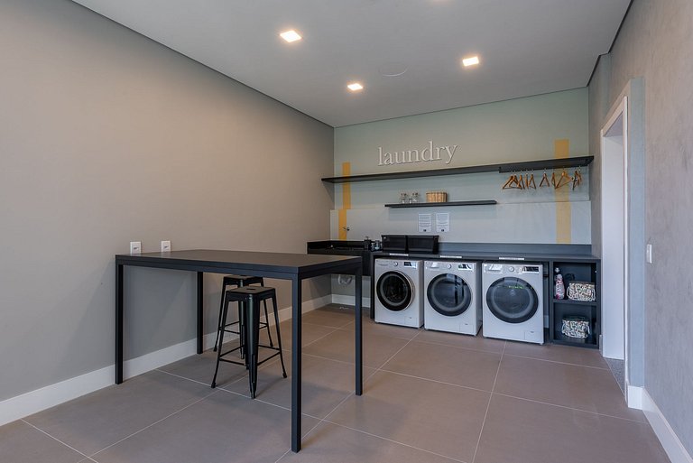 Studio con piscina+gym+estacionamiento en Moinhos