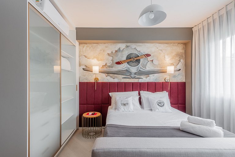 Aviator suite at Montserrat, near the main park