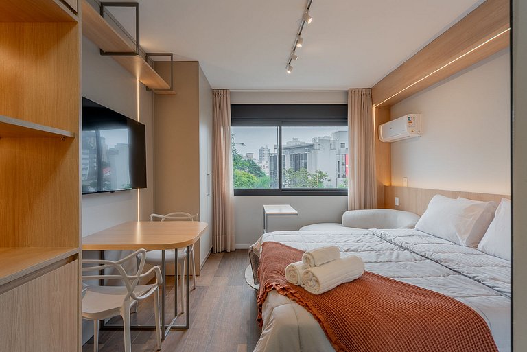 Studio Nude with a complete leisure area