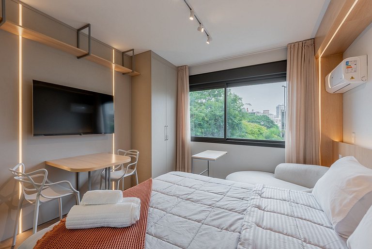 Studio Nude with a complete leisure area