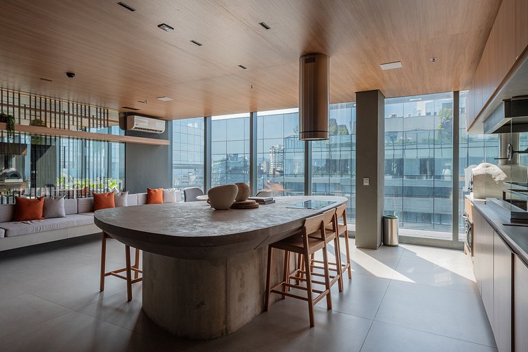 Studio com rooftop, piscina na Av. Carlos Gomes