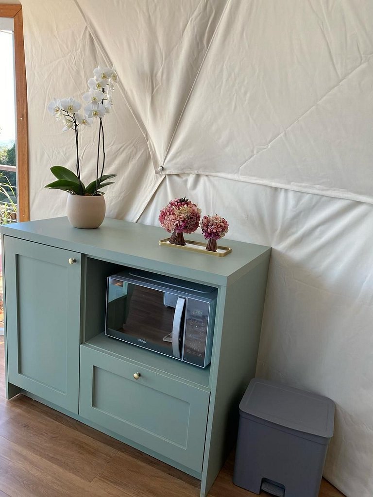 Domo com vista panorâmica e banheira exclusiva