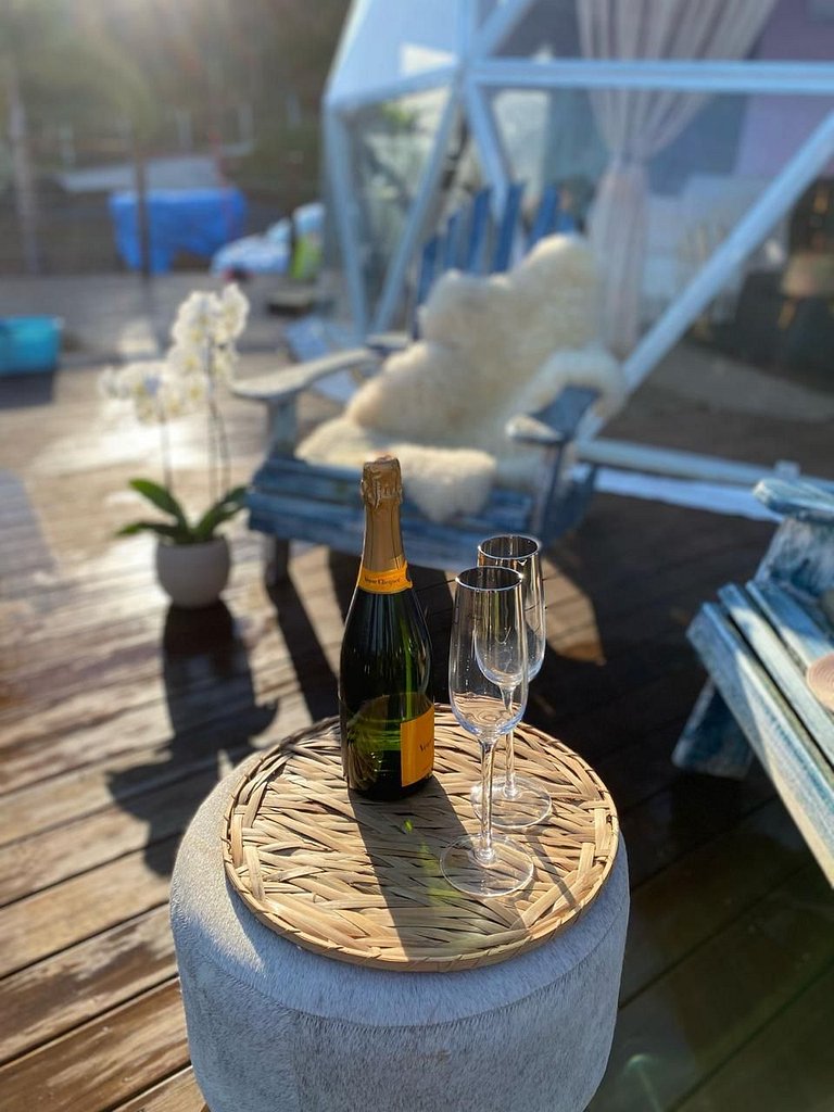 Domo con vista panorámica y bañera exclusiva