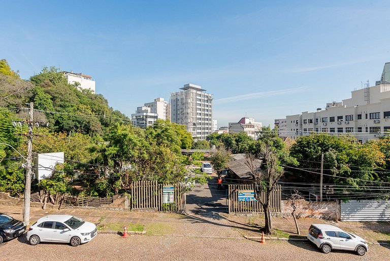 Apto 2 suítes, piscina e garagem - Q. Moinhos