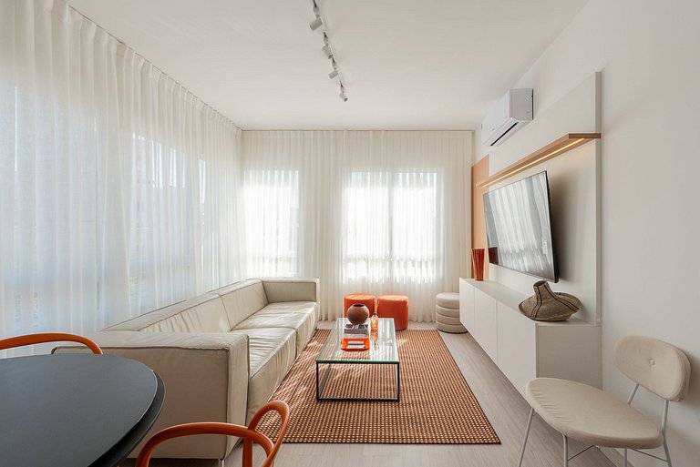 2-bedroom apart w\ suites, pool+ garage -Q Moinhos