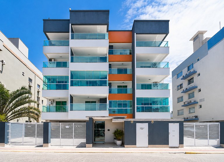 Alba | 350m Praia de Bombas c/ Churrasqueira e Garagem