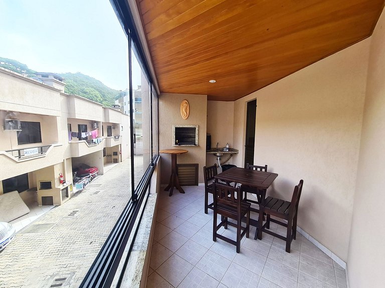 Açor | 2-Bedroom Apartment 1 Block from Bombas Beach