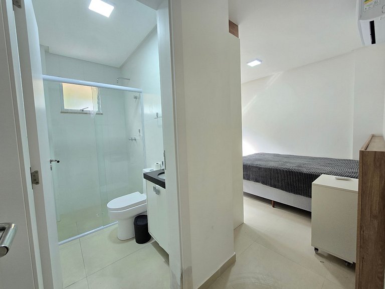 Dover | 2 bedrooms, BBQ and pool