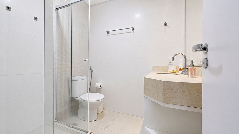 Salinas Apartamento 3 Quartos com Churrasqueira em Bombinhas