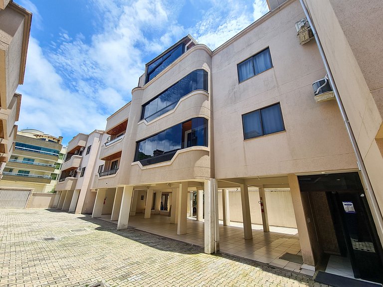 Açor | 2 Quartos em Bombas | 1 Quadra da Praia