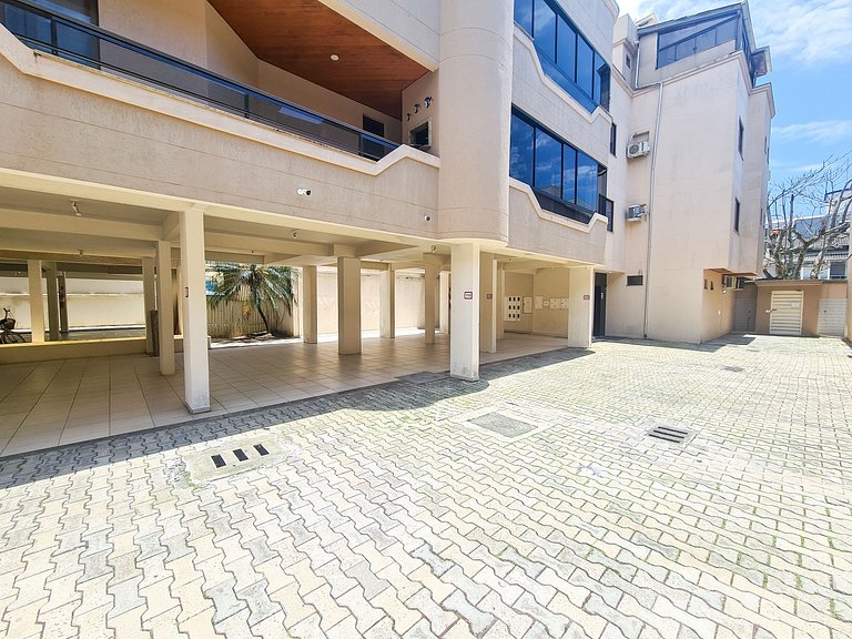 Açor | 2 Quartos em Bombas | 1 Quadra da Praia