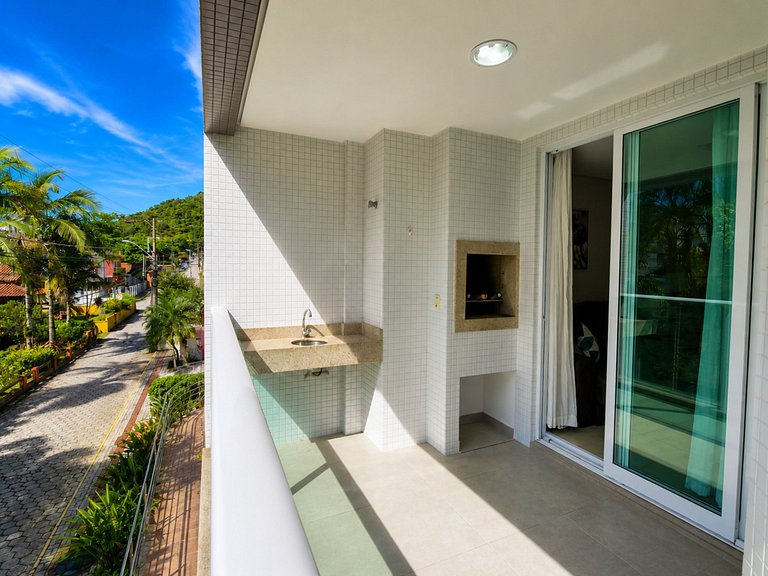 3-Bedroom Vacation Rental Near Bombinhas Beach