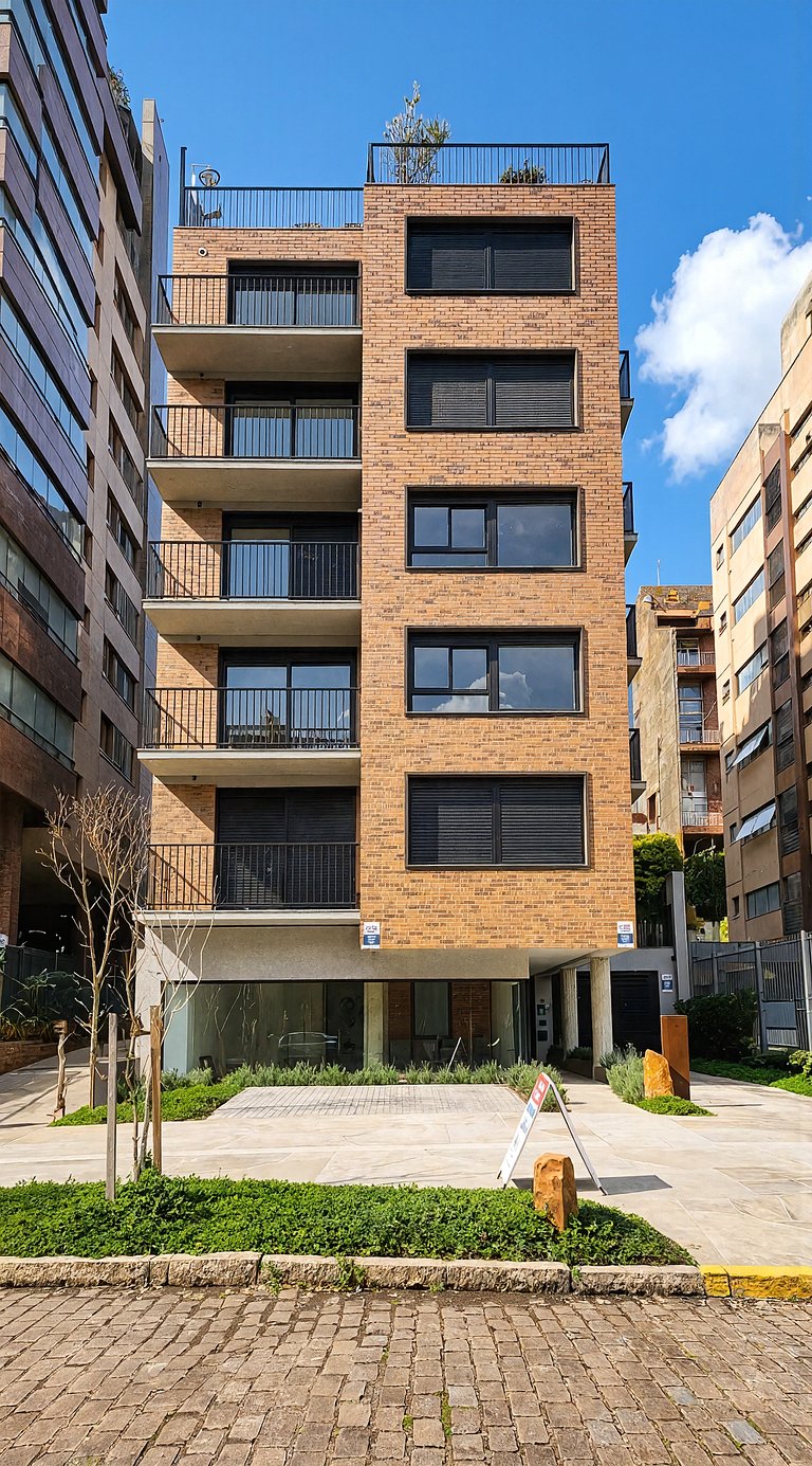 Studio para 4 com garagem em frente ao Parcão