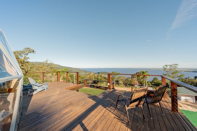 Domo com vista panorâmica e banheira exclusiva