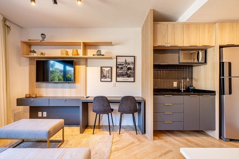 Studio Atlas | Piscina+academia+coworking