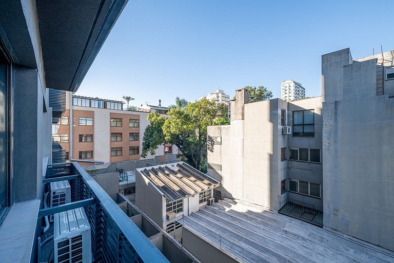 Studio Atlas | Pool + gym + coworking