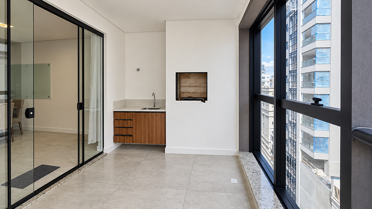 Lumera | 3 suites and 2 parking spaces in Meia Praia
