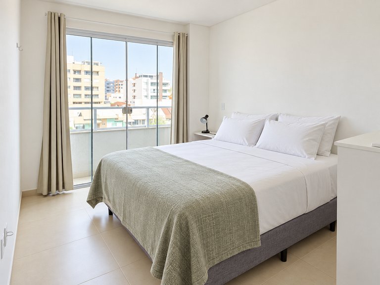 Cais | 2BR Apartment with Parking Near the Beach