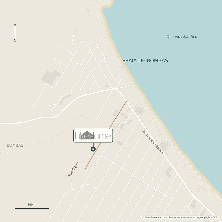 Cais | Apto 2 Quartos com Garagem Próximo à Praia